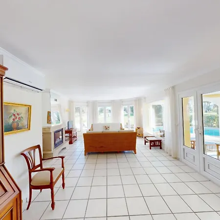 Villa Mediterraneo By On Travel *